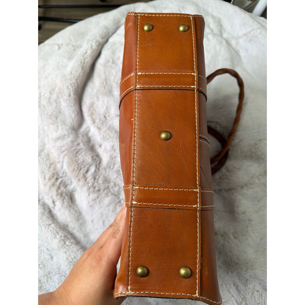 Patricia Nash Handbag - Picture 5 of 12